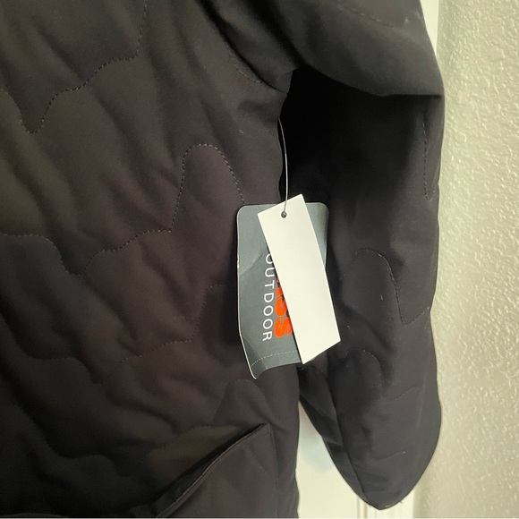 Elegant Black Pea Coat - Picture 3 of 6